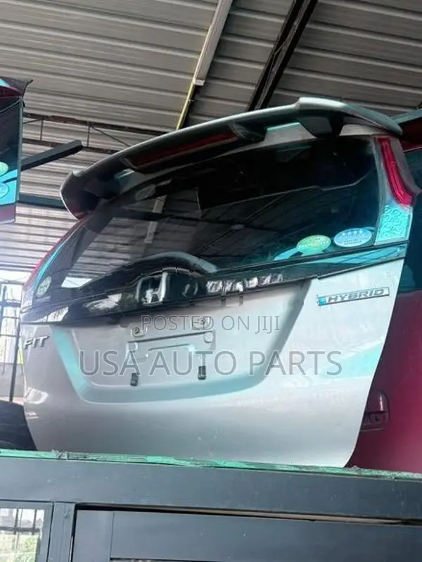 Honda Fit Gp5 S Grade Dicky Door