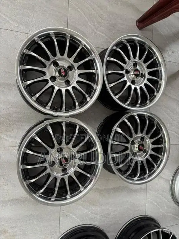 15” Alloy Wheels