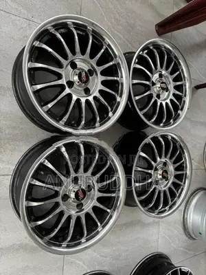 15” Alloy Wheels