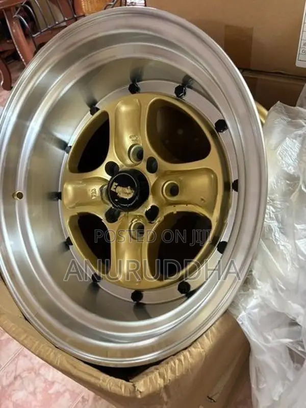 15” Alloy Wheels
