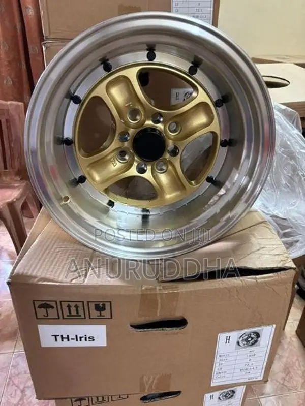 15” Alloy Wheels