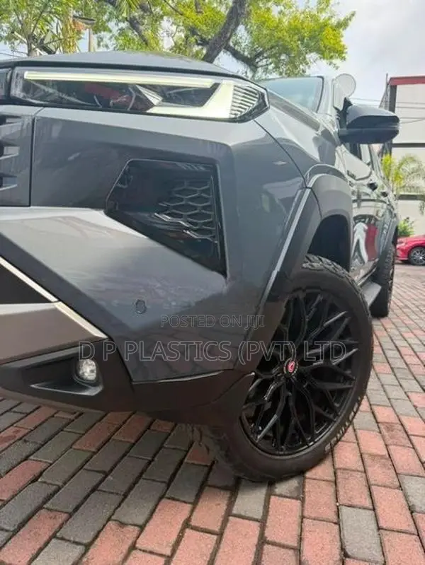 Toyota Hilux Travo Overland Plus 2025