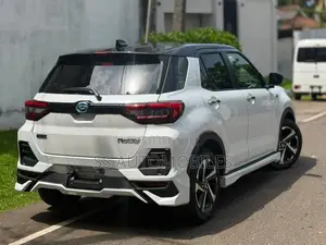 Daihatsu Rocky Premium G 2026