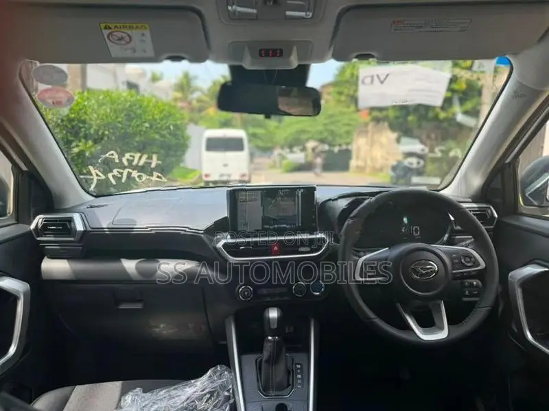 Daihatsu Rocky Premium G 2026