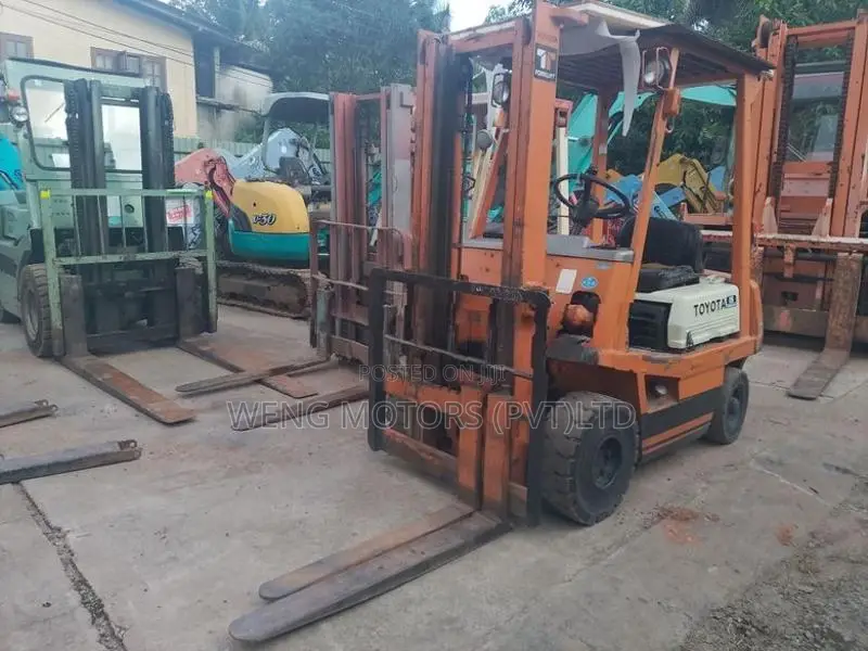 TOYOTA 1.5 Ton FORKLIFT