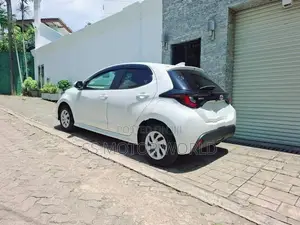Toyota Yaris X LTD 4WAY CAMERA 2025