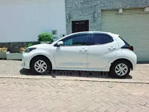 Toyota Yaris X LTD 4WAY CAMERA 2025