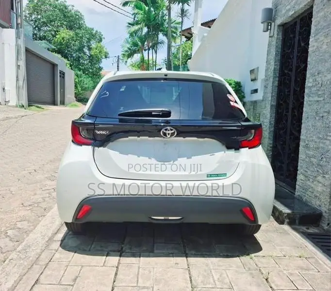 Toyota Yaris X LTD 4WAY CAMERA 2025