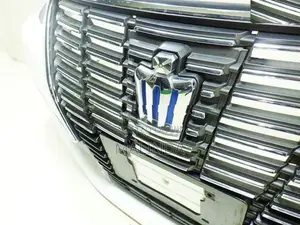 Toyota Crown (GWS204) 2025 Complete Front Buffer - Reconditioned