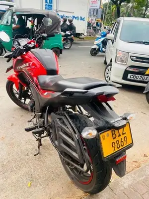 Honda CB Hornet 2019