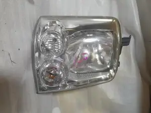 Suzuki Every (DA64) LH/RH Head Lights - Reconditioned