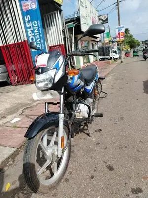 Bajaj CT100 2024