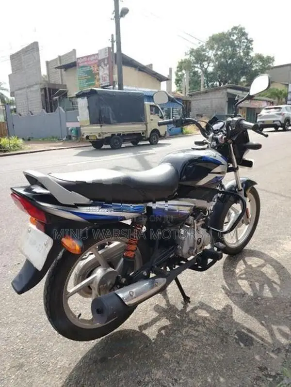 Bajaj CT100 2024