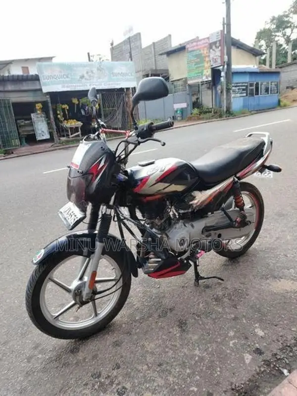 Bajaj CT100 RED 2025