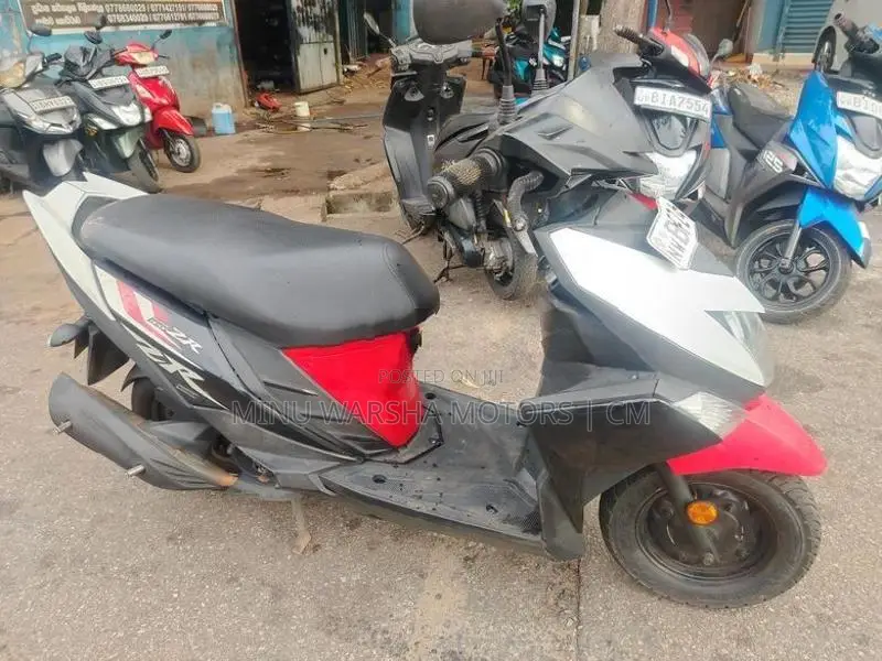 Yamaha RayZR 2017