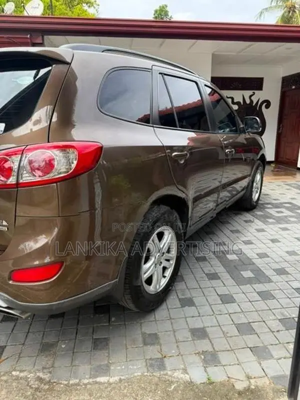 Hyundai Santa Fe BRAND NEW 2011
