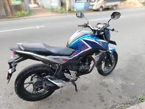 Honda Hornet 2017