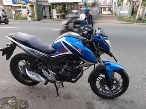 Honda Hornet 2017
