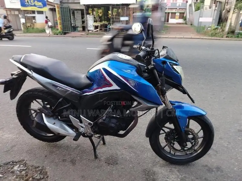 Honda Hornet 2017