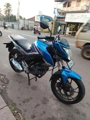 Honda Hornet 2017