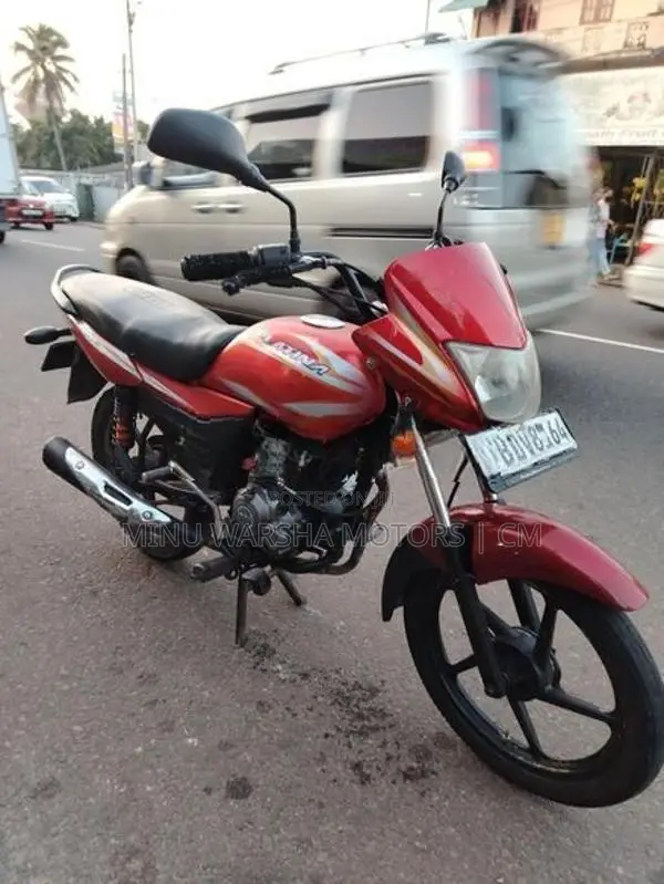 Bajaj Platina 2016