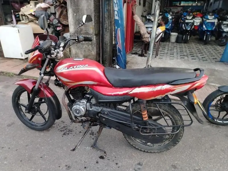 Bajaj Platina 2016
