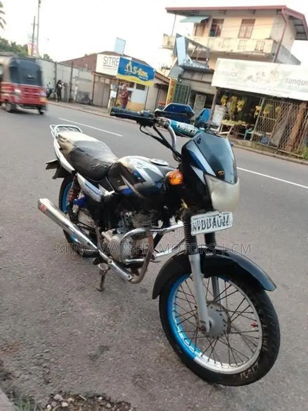 Bajaj CT100 2014
