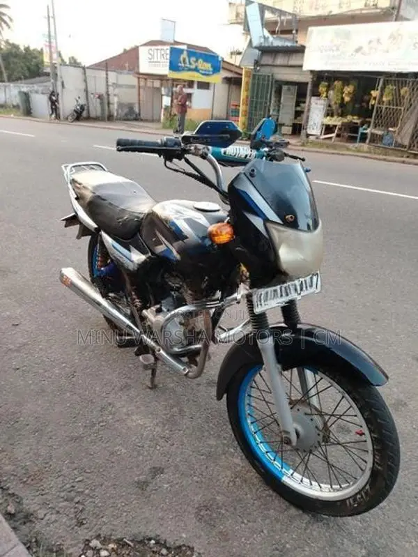 Bajaj CT100 2014
