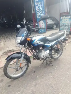 Bajaj CT100 2023