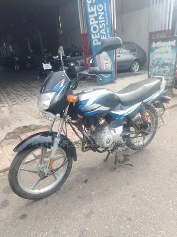 Bajaj CT100 2023