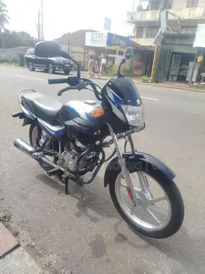 Bajaj CT100 2025