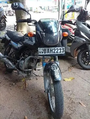 Bajaj CT100 2013