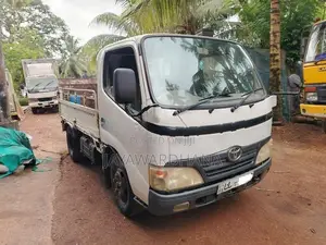 Toyota Dyna XZU304 10.5ft DUNU 2007