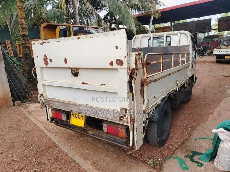 Toyota Dyna XZU304 10.5ft DUNU 2007