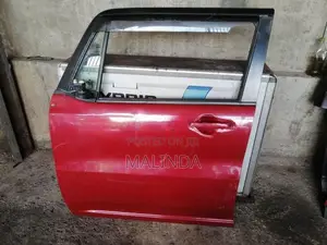 Suzuki Hustler LH Front Door Complete - Reconditioned