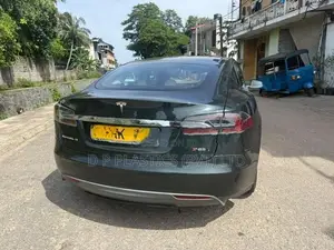 Tesla Model S P85D 2017