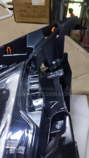 Land cruiser Prado 150 (2018) 3Scoop Head light