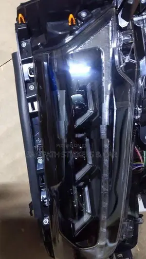 Land cruiser Prado 150 (2018) 3Scoop Head light