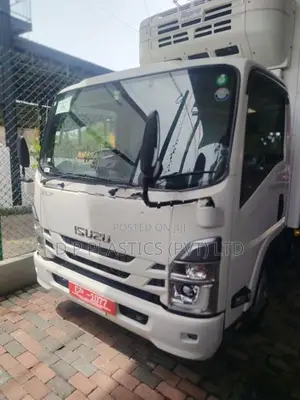 Isuzu Elf 14 or 15½ feet (-5) 2020