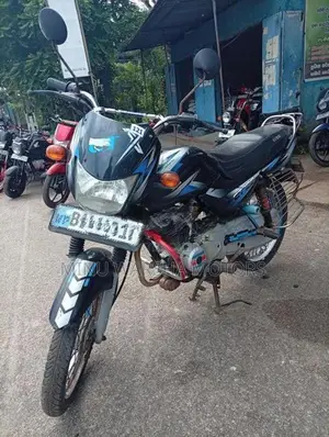 Bajaj CT100 2016