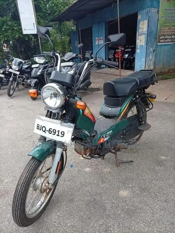 TVS XL 100 2025