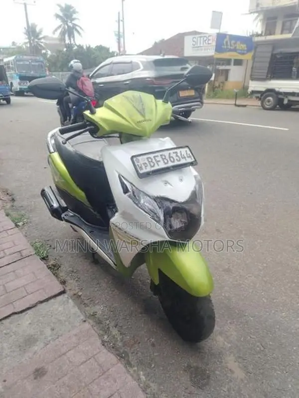 Honda Dio 2017