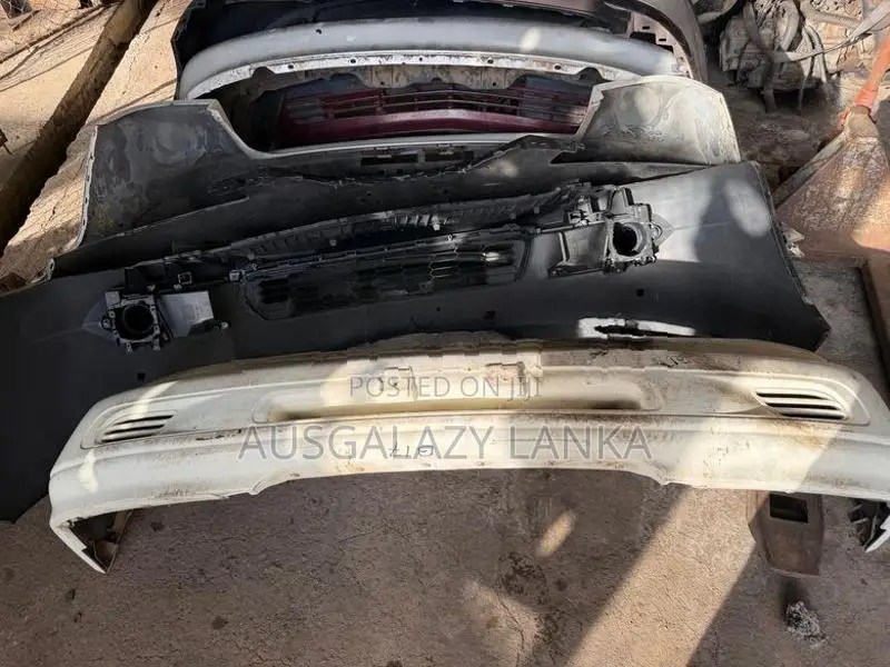 Mercedes benz MB140/100 front bumper