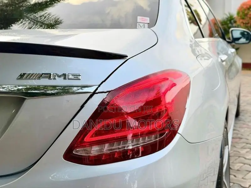 Mercedes Benz C180 2016