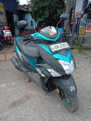 Yamaha Ray ZR 2018