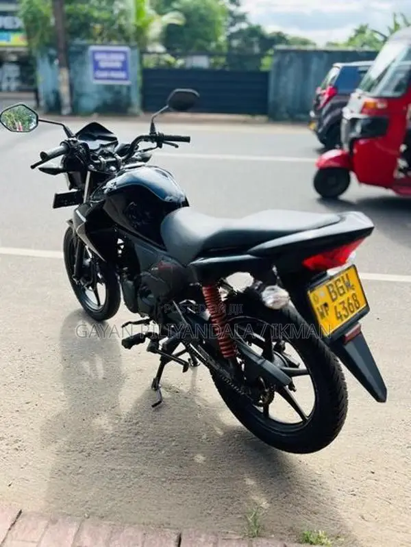 Honda Twister 2018