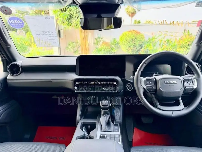 Toyota Land Cruiser Prado 250 2025