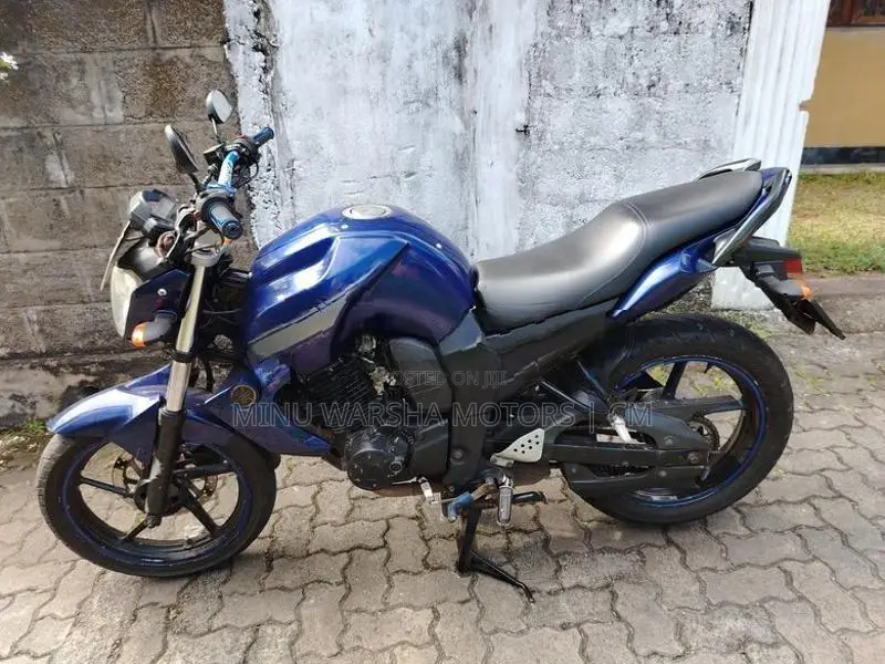 Yamaha FZS V1 2014