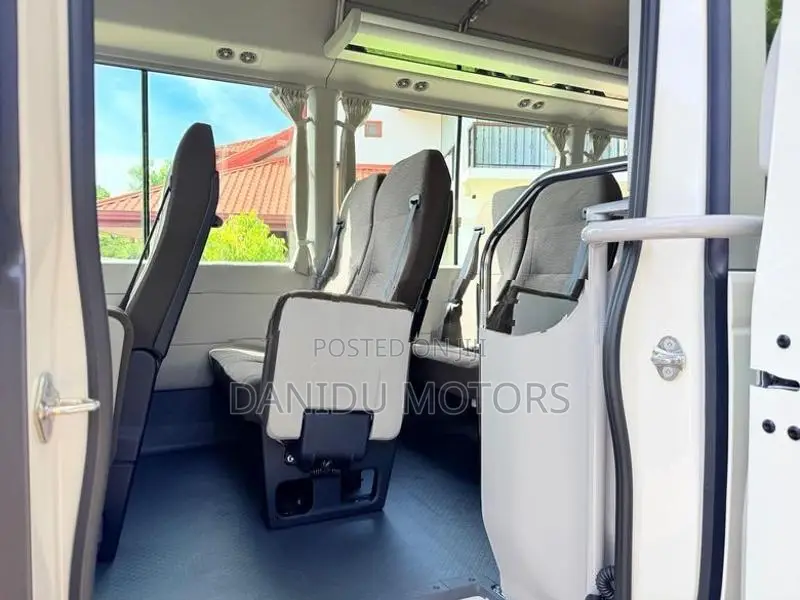 Toyota Coaster 2025