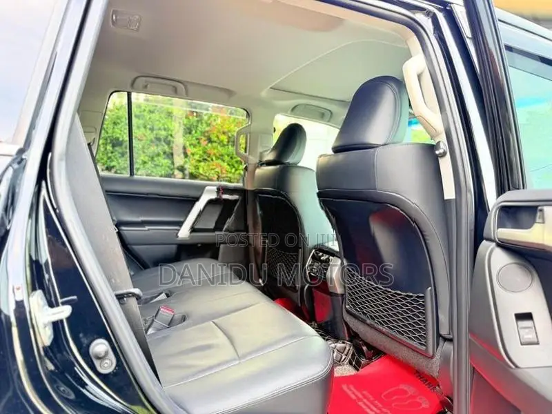 Toyota Land Cruiser Prado 150 TX 2023